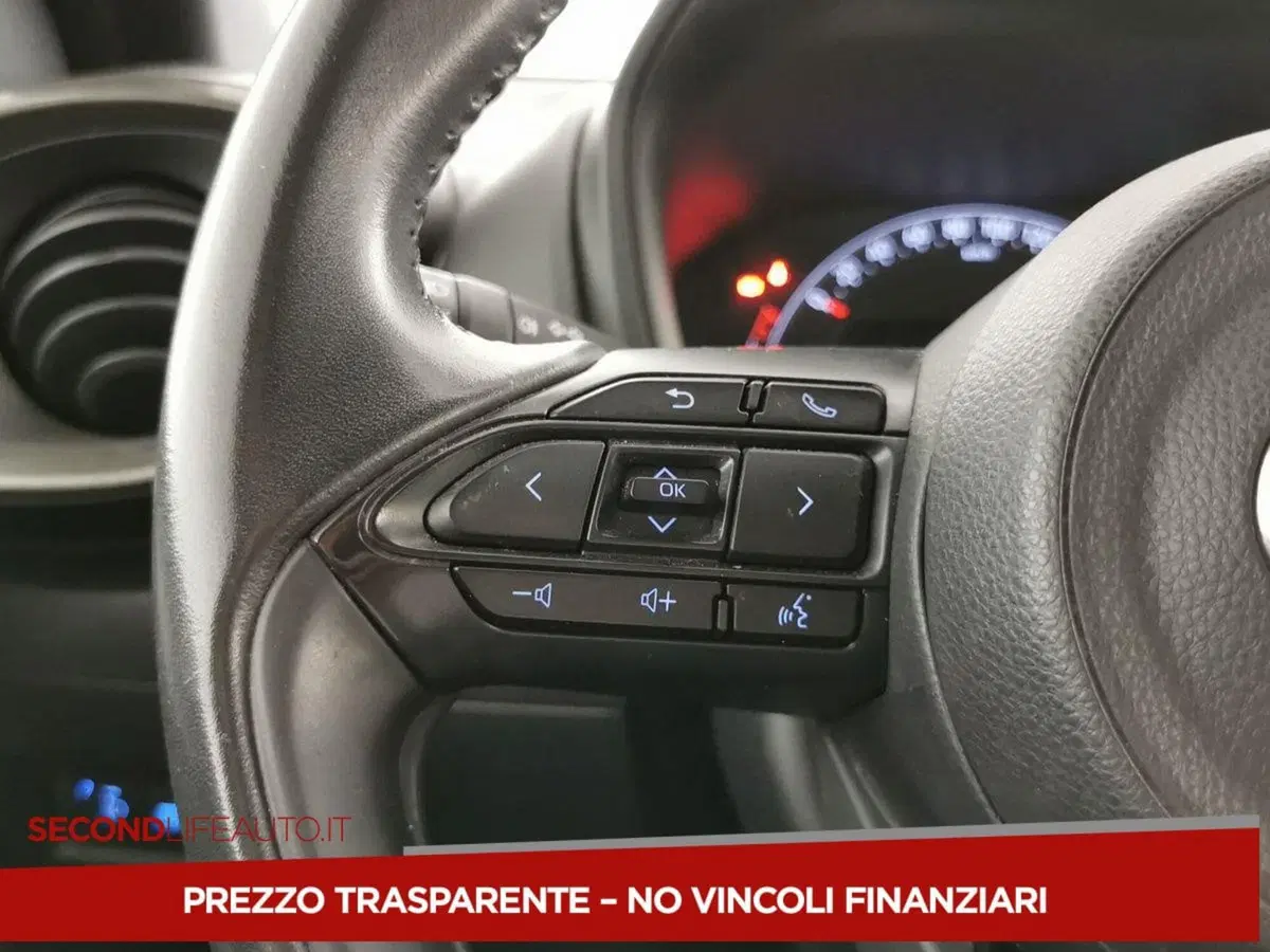 Toyota Aygo X usata a Chieti (9)