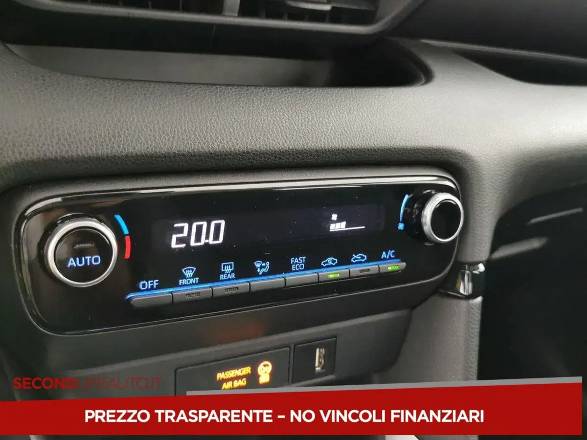 Toyota Yaris usata a Chieti (12)
