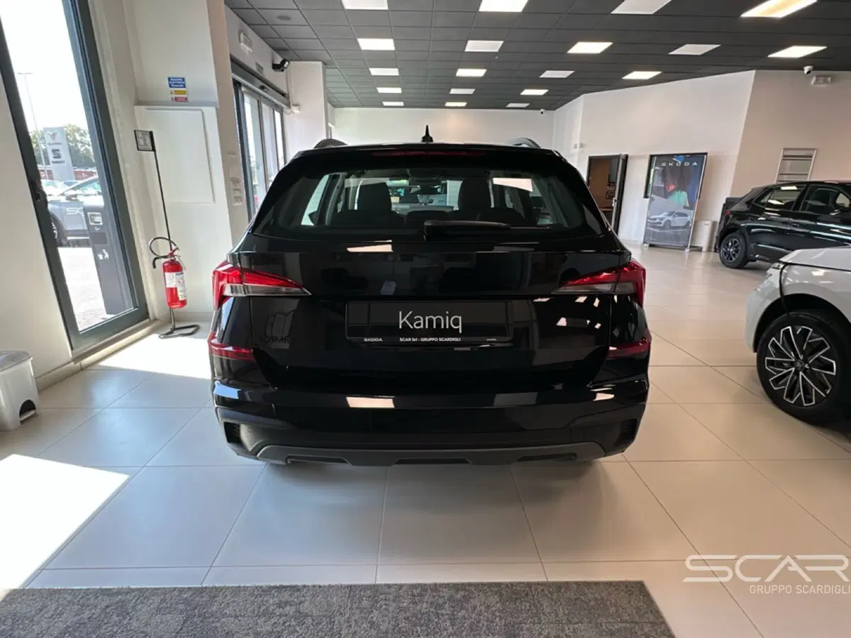 Skoda Kamiq nuova a Livorno (8)
