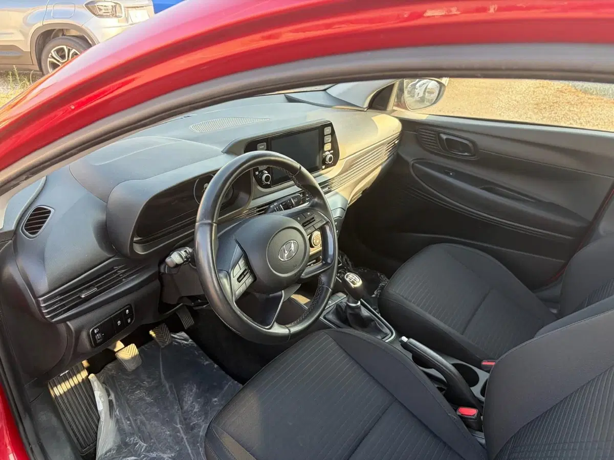Hyundai i20 usata a La Spezia (14)
