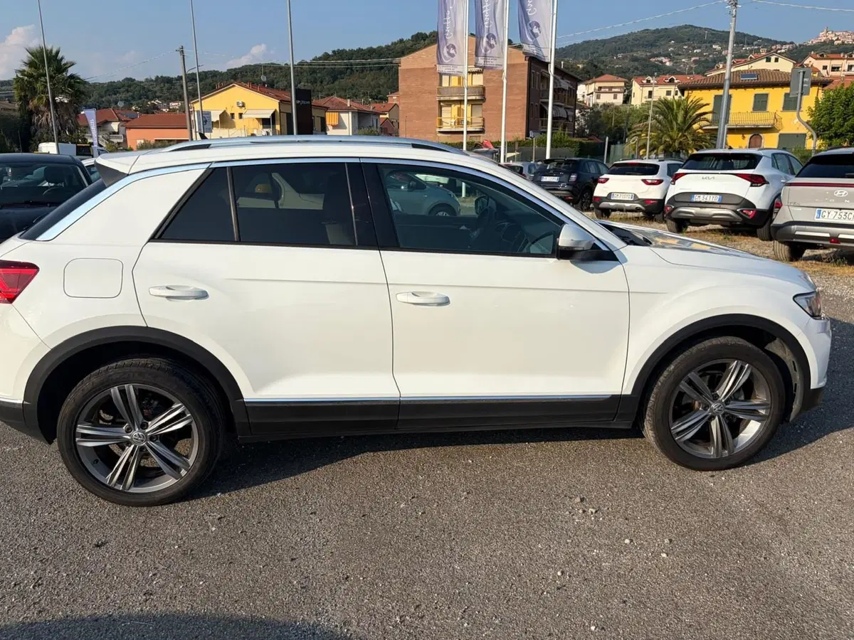 Volkswagen T-Roc usata a La Spezia (8)