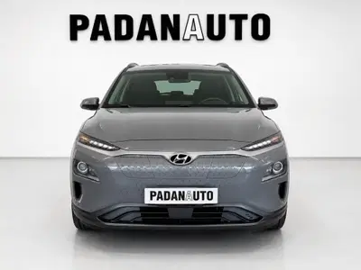 Hyundai Kona EV 64 kWh XClass del 2021 usata a Ferrara