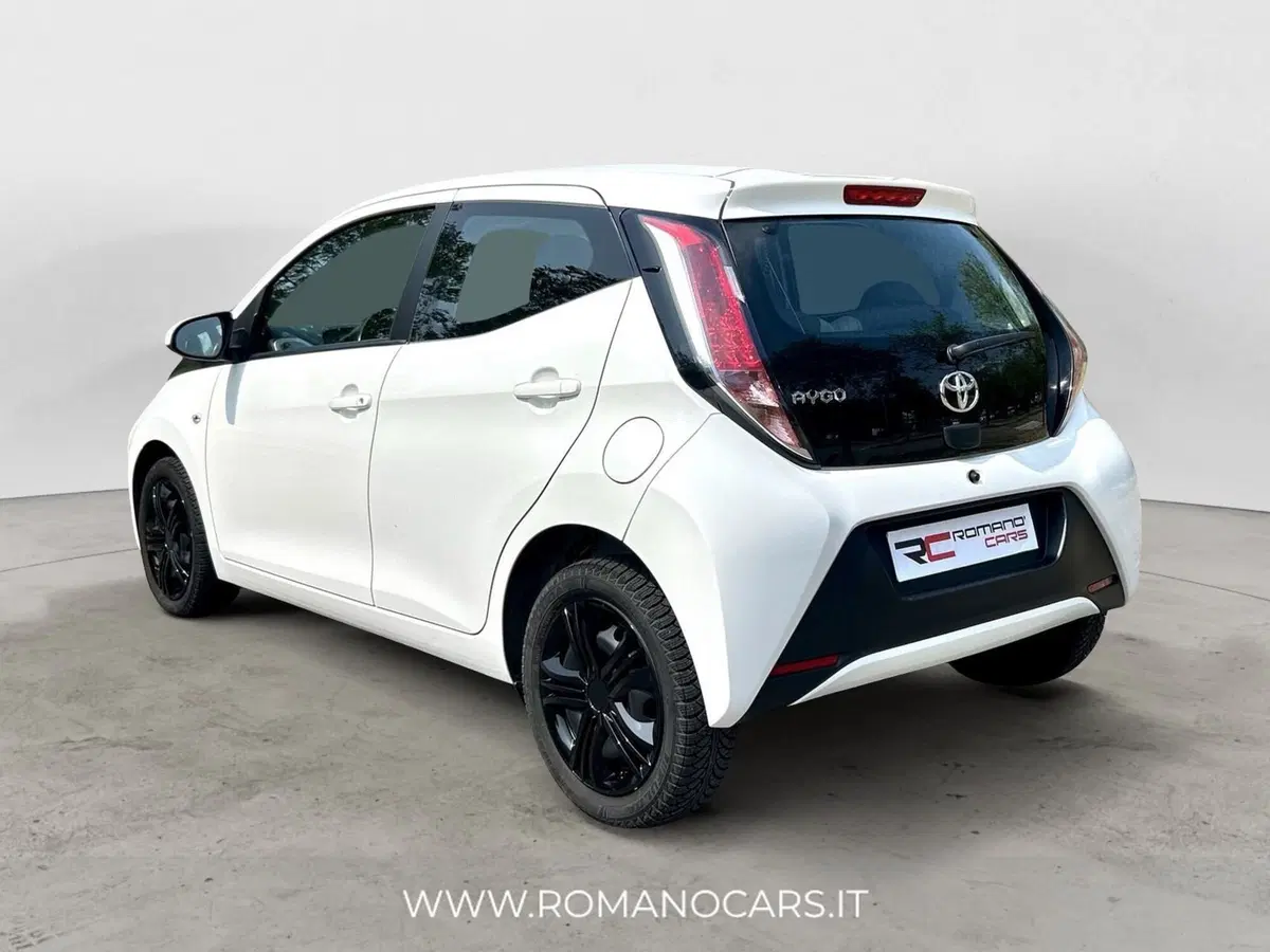 Toyota Aygo usata a Monza e Brianza (2)