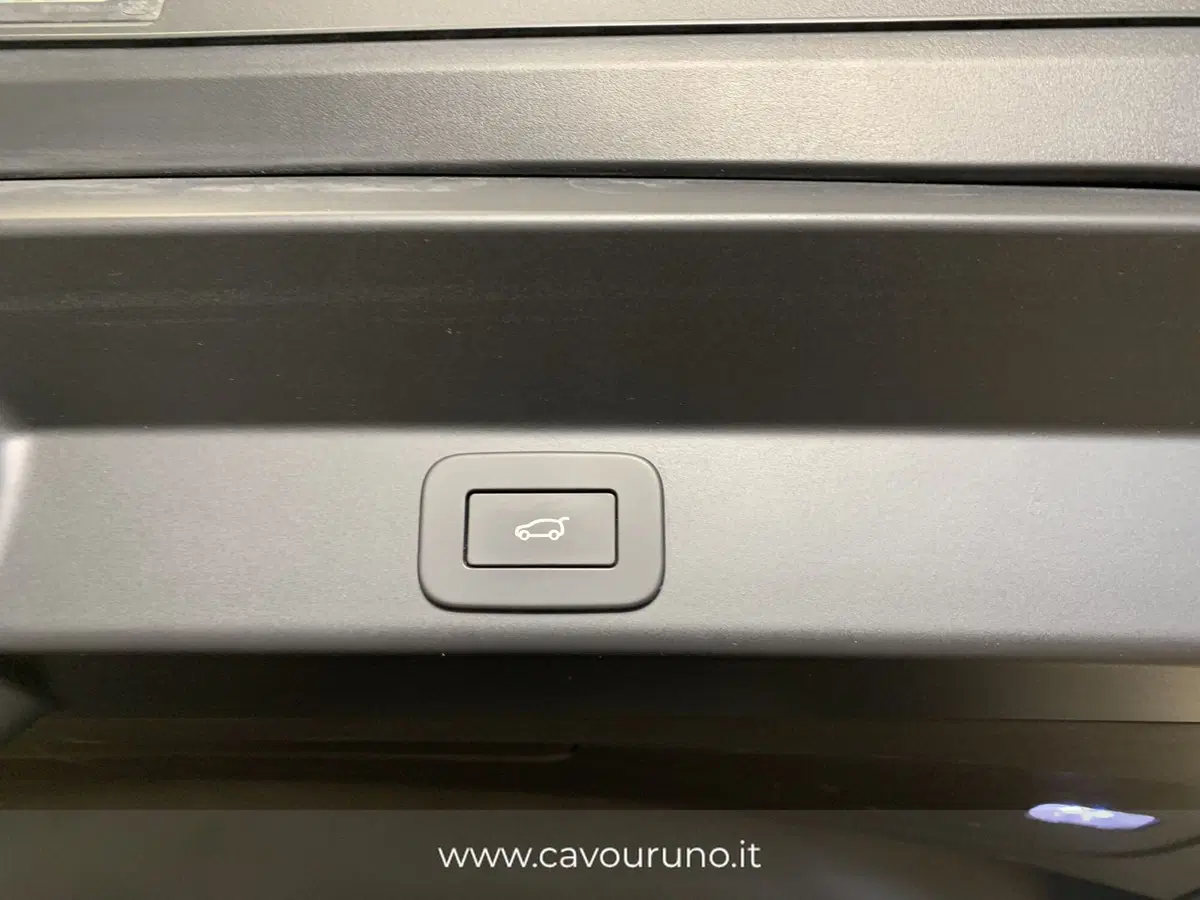 Land Rover Range Rover Sport usata a Ferrara (17)