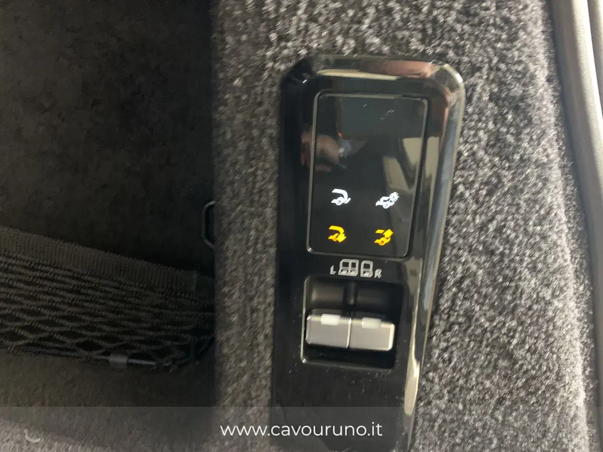 Land Rover Range Rover Sport usata a Ferrara (18)