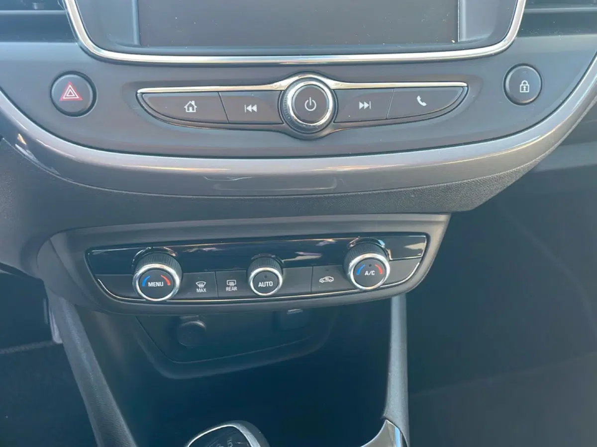 Opel Crossland usata a Bologna (18)