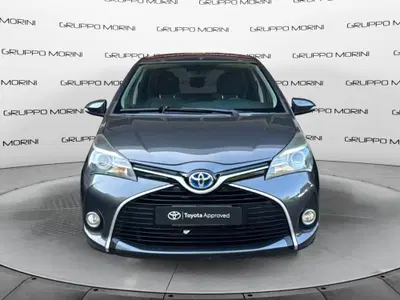 Toyota Yaris 1.5 Hybrid 5 porte Active del 2017 usata a Imola