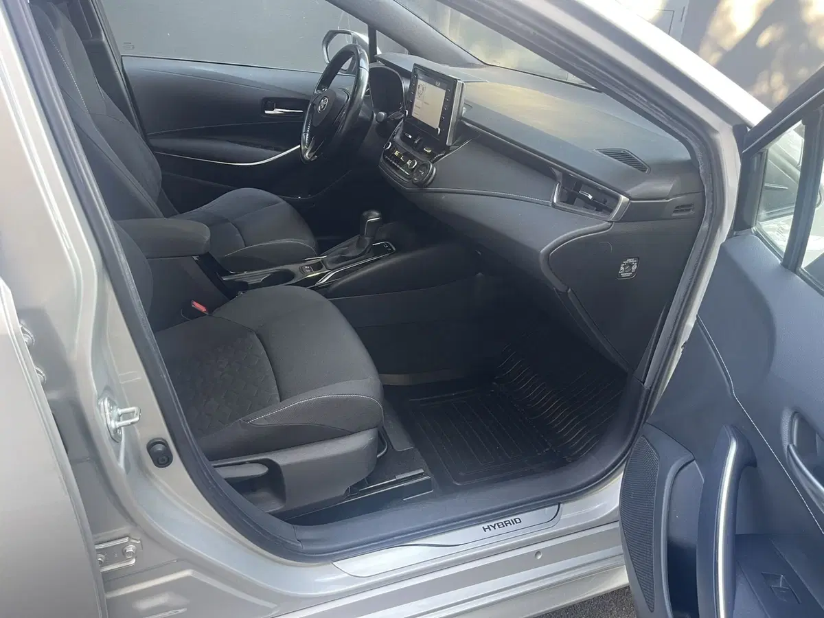 Toyota Corolla Touring Sports usata a Bologna (4)