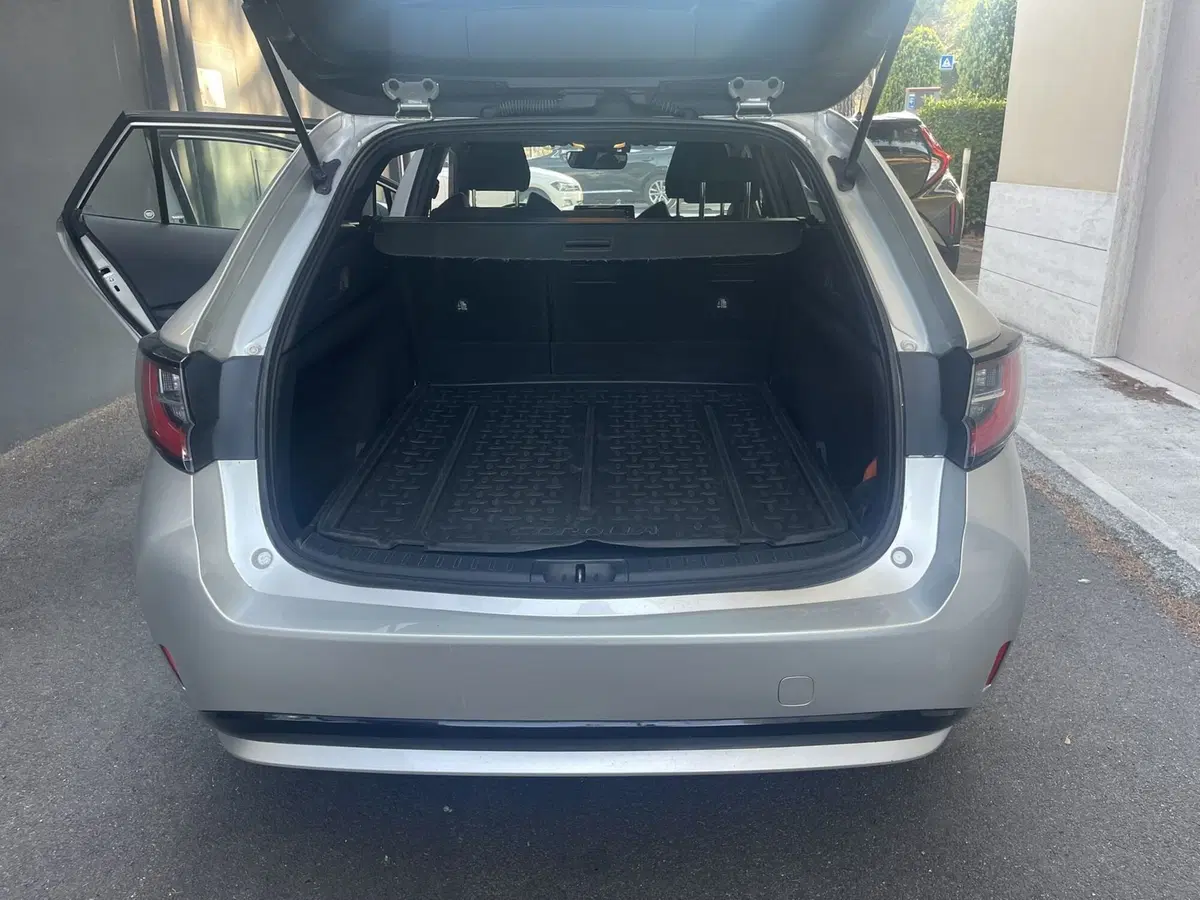 Toyota Corolla Touring Sports usata a Bologna (8)