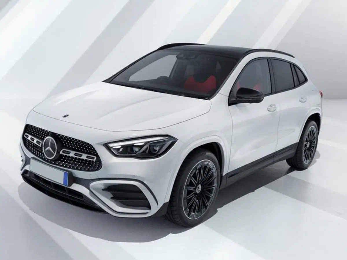 Mercedes-Benz GLA SUV nuova a Pisa (4)