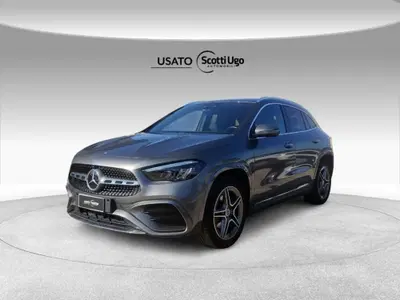 Mercedes-Benz GLA SUV 250 e phev AMG Line Premium Plus auto del 2023 usata a Pisa