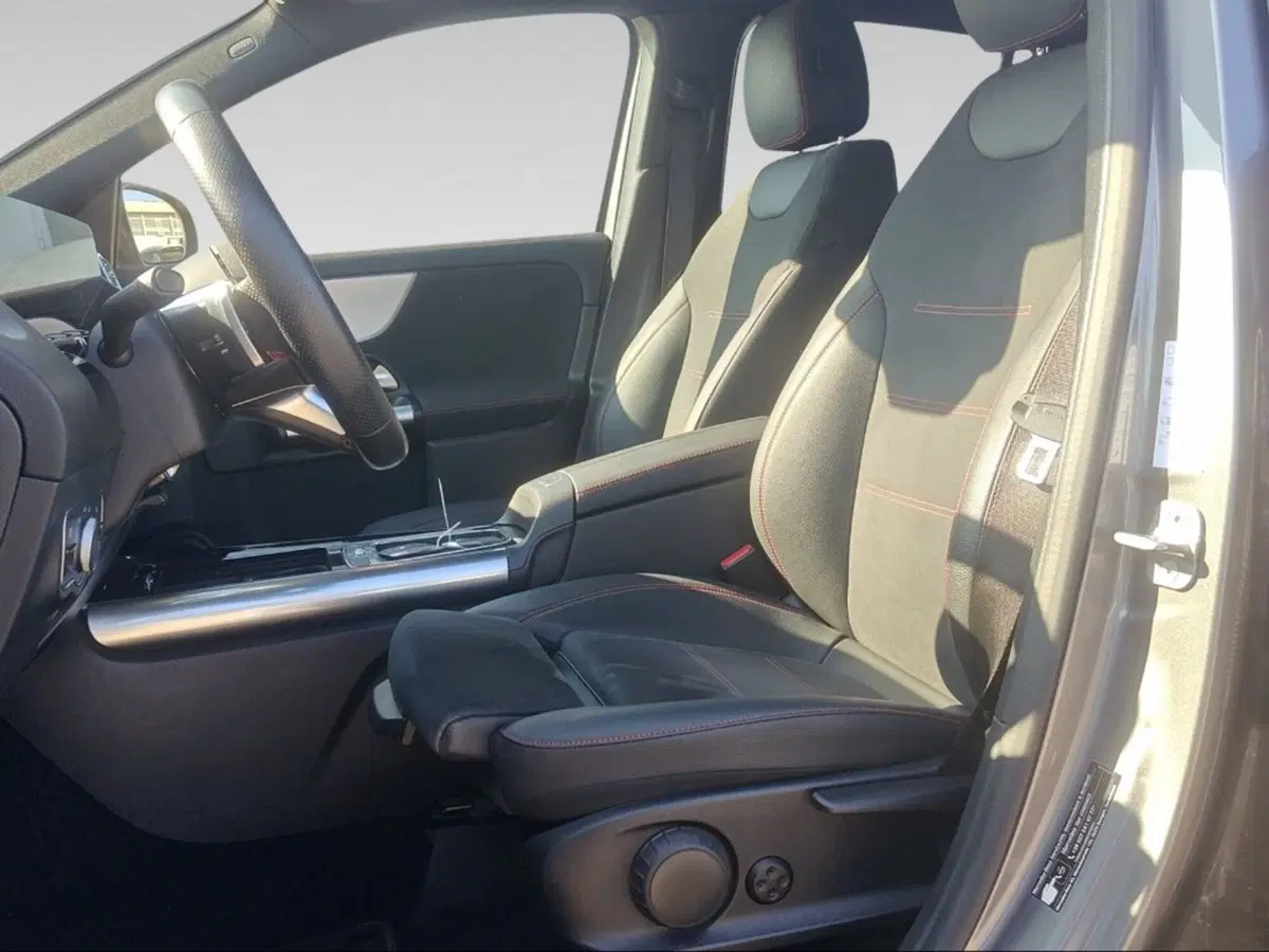Mercedes-Benz GLA SUV usata a Pisa (10)