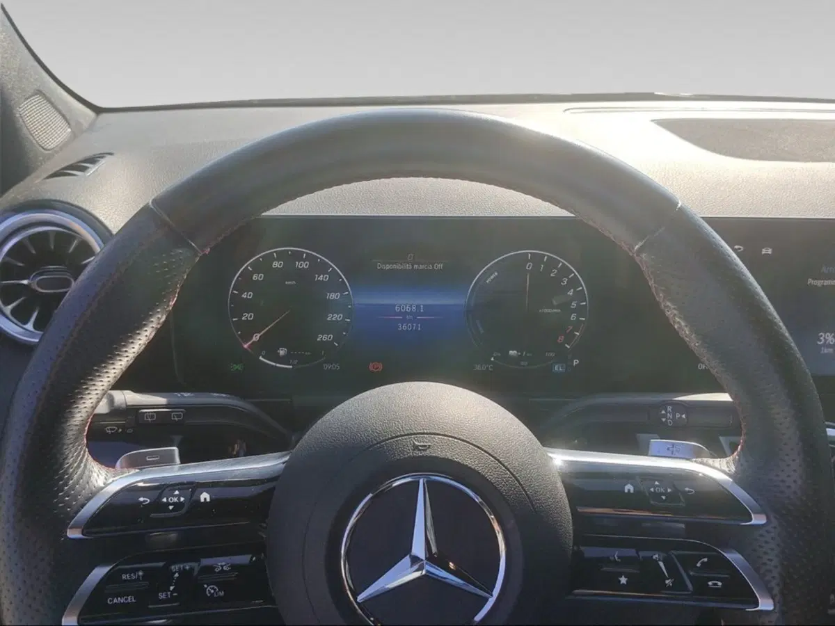 Mercedes-Benz GLA SUV usata a Pisa (8)