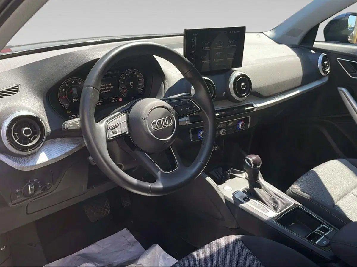 Audi Q2 usata a Siena (14)