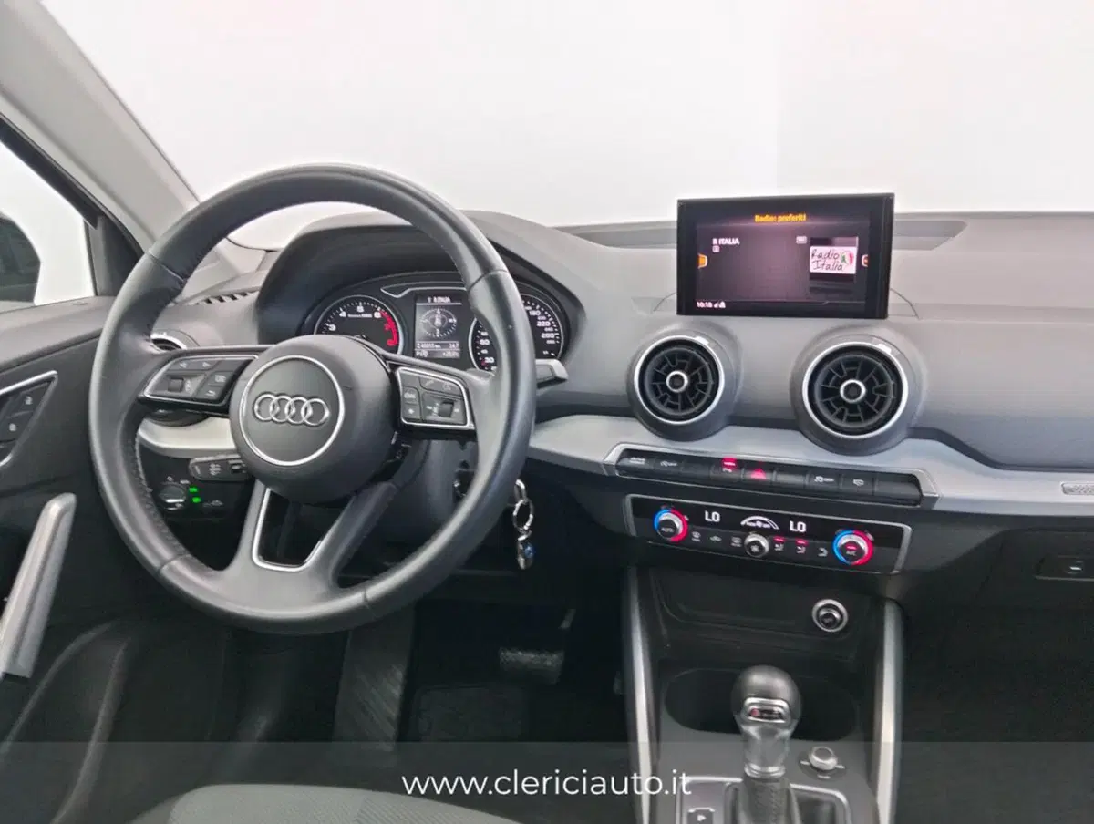 Audi Q2 usata a Como (10)