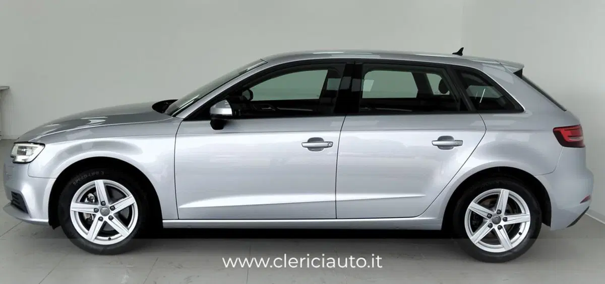 Audi A3 Sportback usata a Como (8)