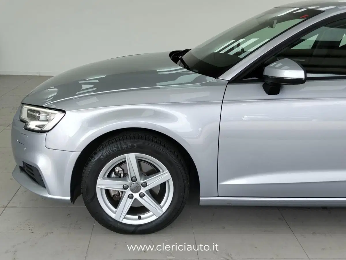 Audi A3 Sportback usata a Como (9)