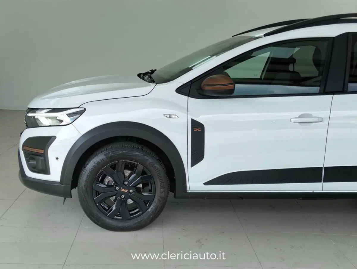 Dacia Jogger usata a Como (10)