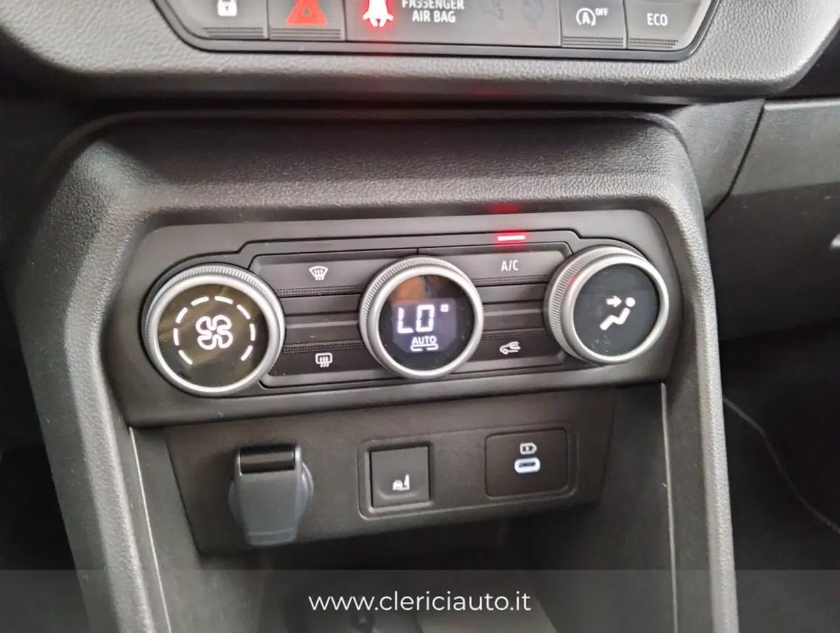 Dacia Jogger usata a Como (19)