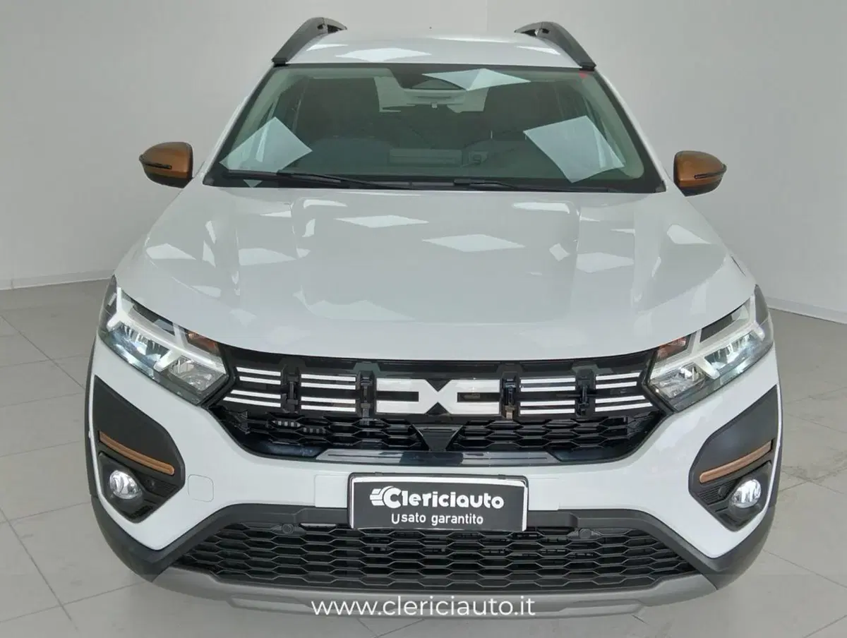 Dacia Jogger usata a Como (7)