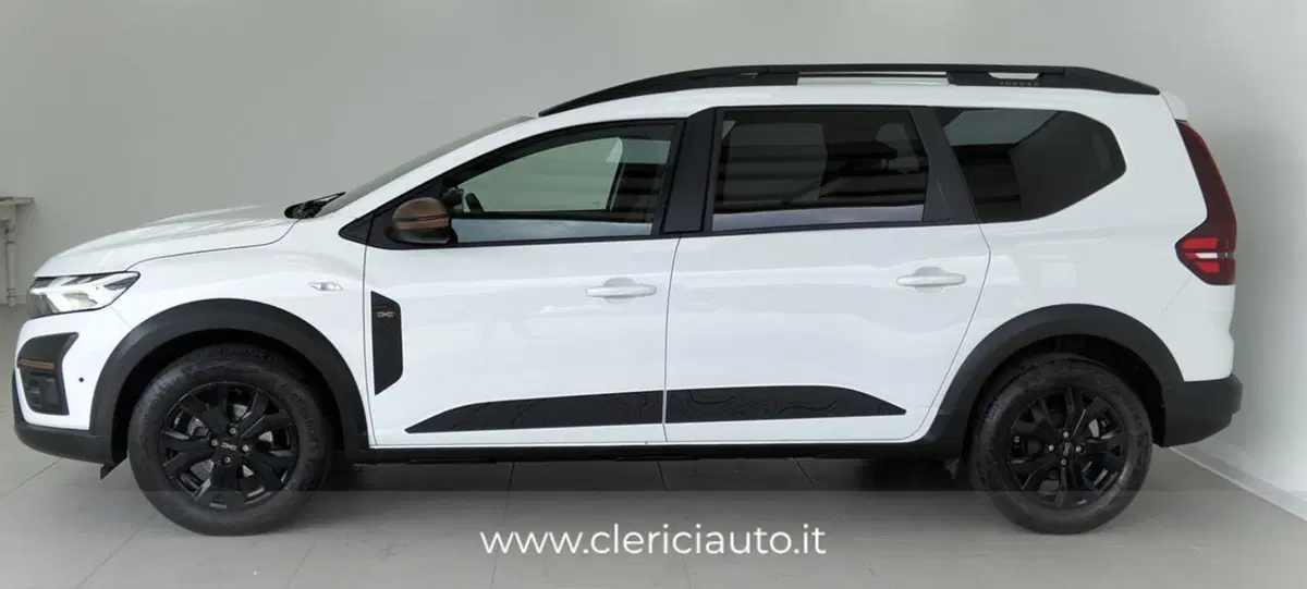 Dacia Jogger usata a Como (9)