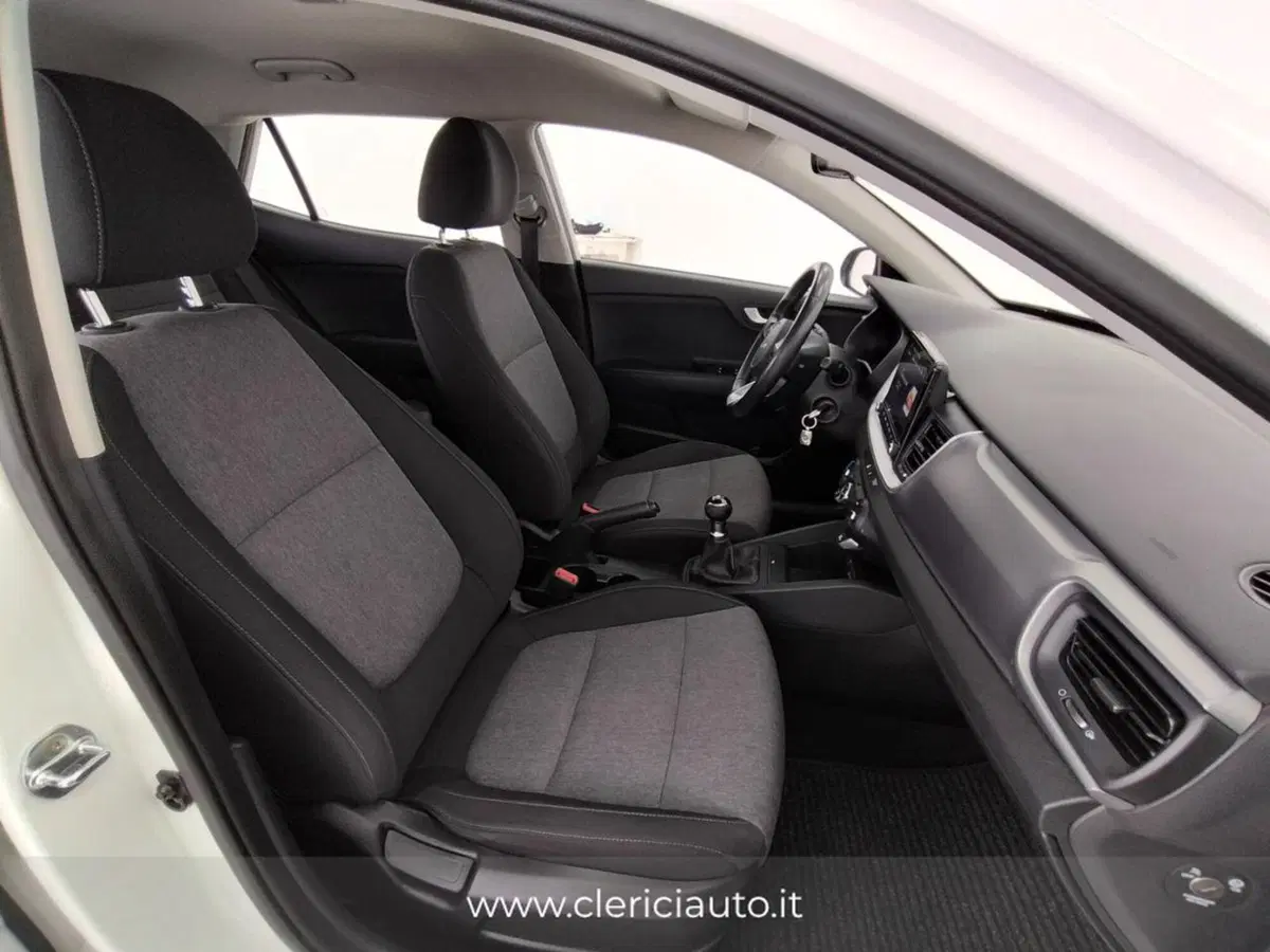 Kia Stonic usata a Como (3)