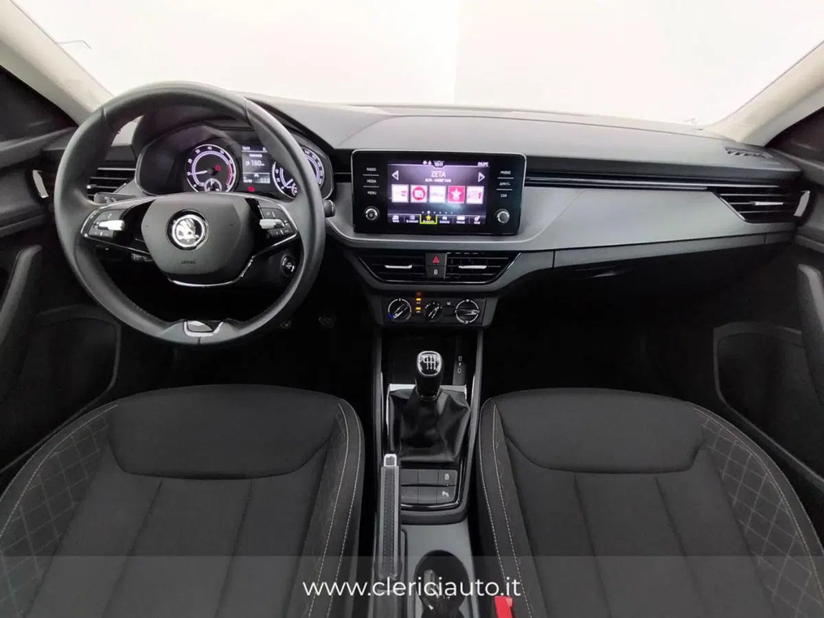 Skoda Kamiq usata a Como (4)