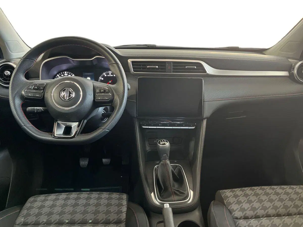 Mg ZS usata a Lecce (8)