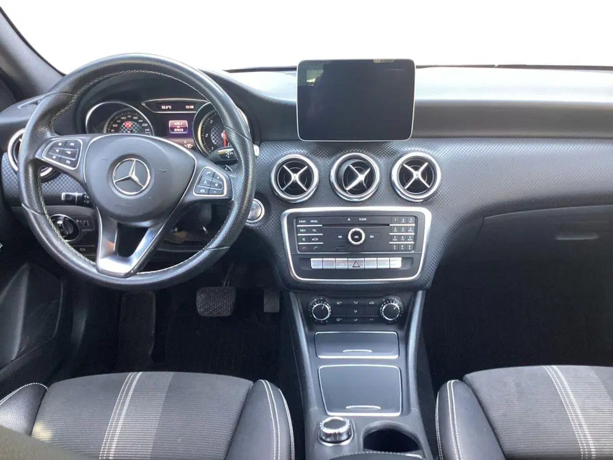 Mercedes-Benz Classe A usata a Foggia (9)