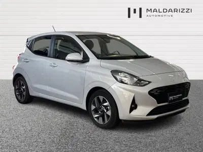 Hyundai i10 1.0 MPI Connectline del 2024 usata a Lecce