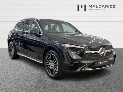 Mercedes-Benz GLC SUV 220 d AMG Line Premium Plus 4matic auto del 2023 usata a Bari