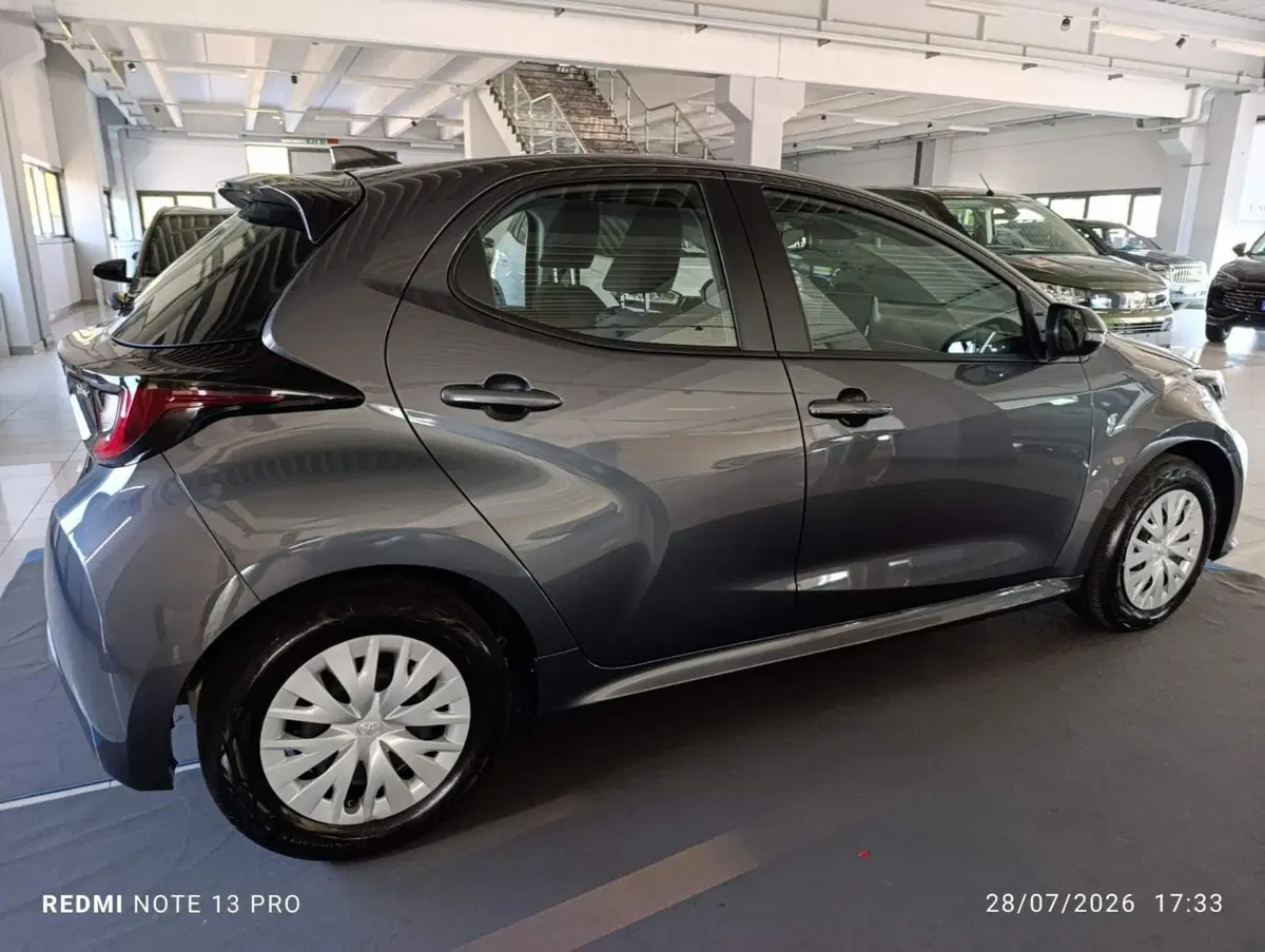 Toyota Yaris usata a Ferrara