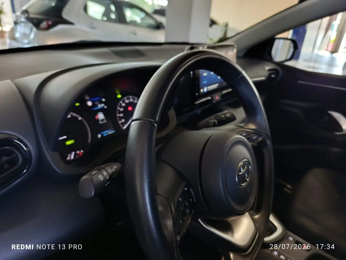 Toyota Yaris usata a Ferrara (12)