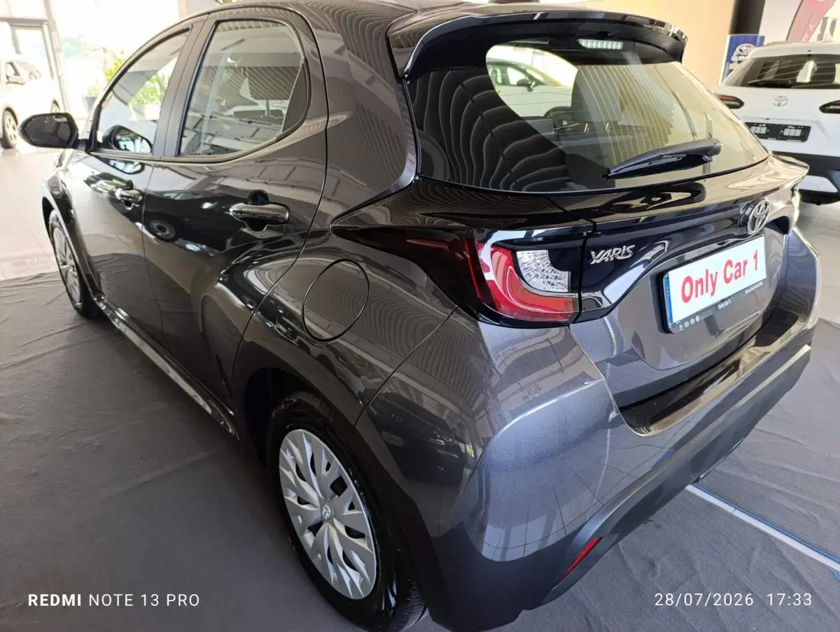 Toyota Yaris usata a Ferrara (6)