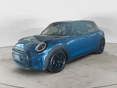 MINI Mini 1.5 Cooper Classic 5 porte del 2023 usata a Napoli