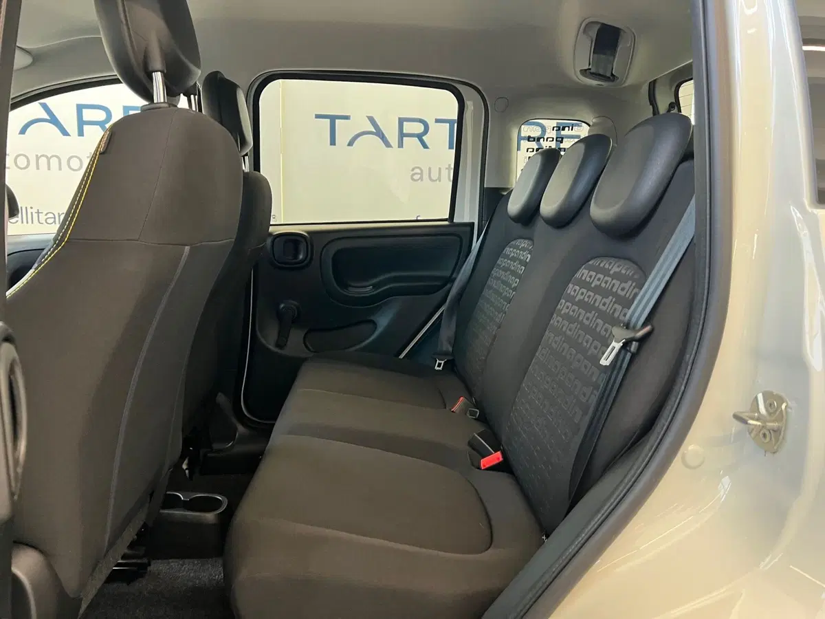 Fiat Panda Cross usata a Bari (14)