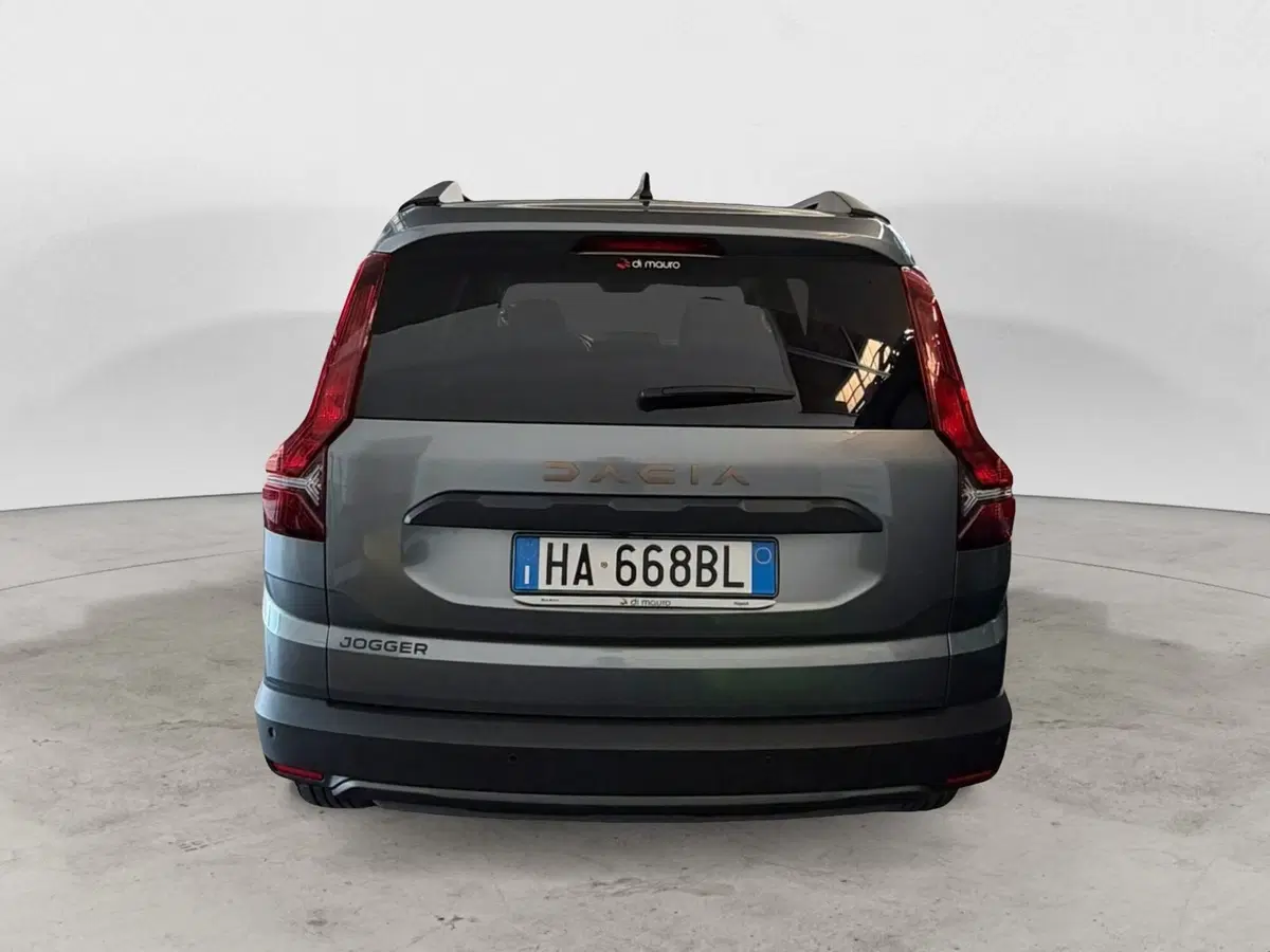 Dacia Jogger usata a Napoli (3)