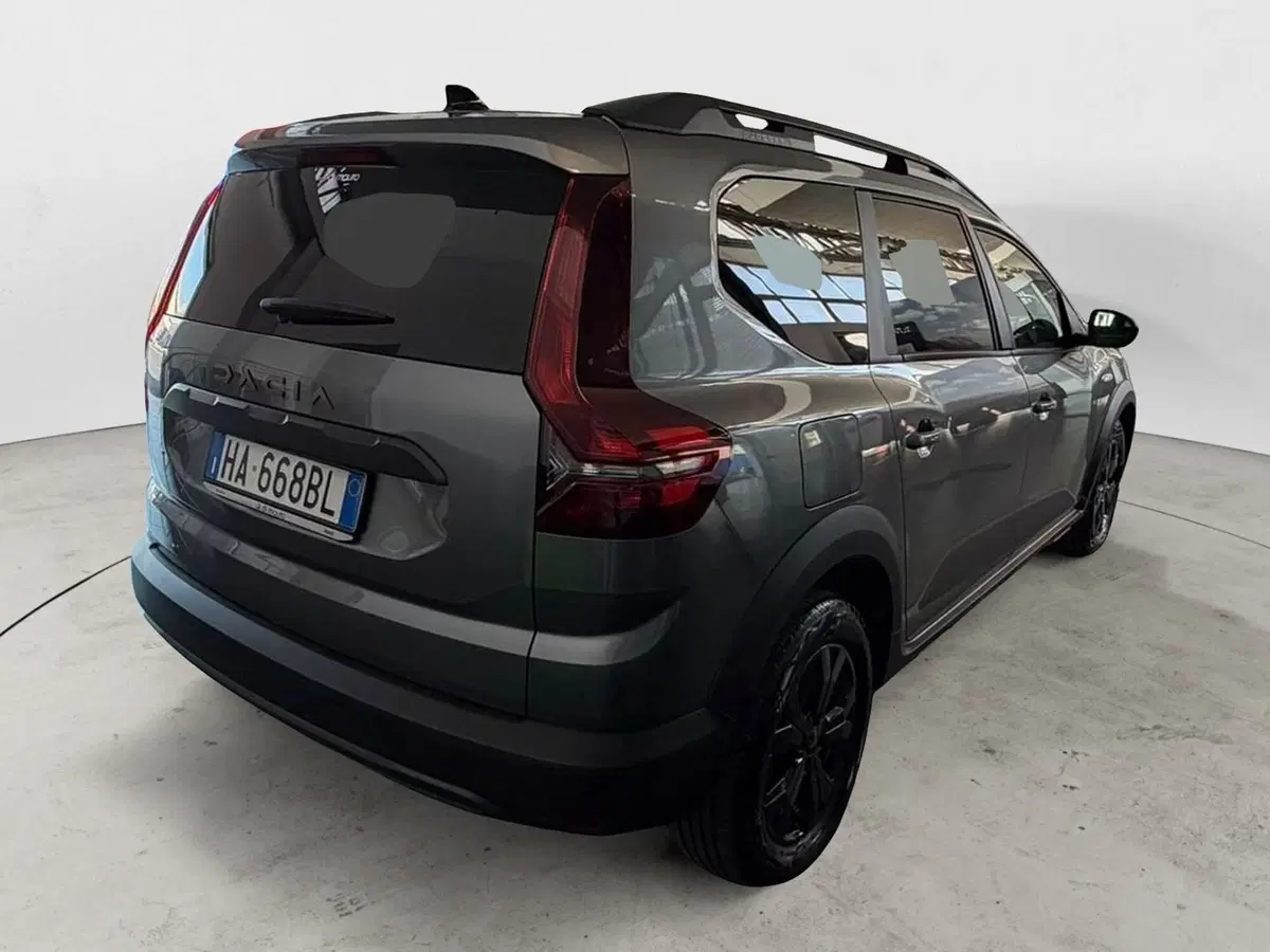 Dacia Jogger usata a Napoli (4)