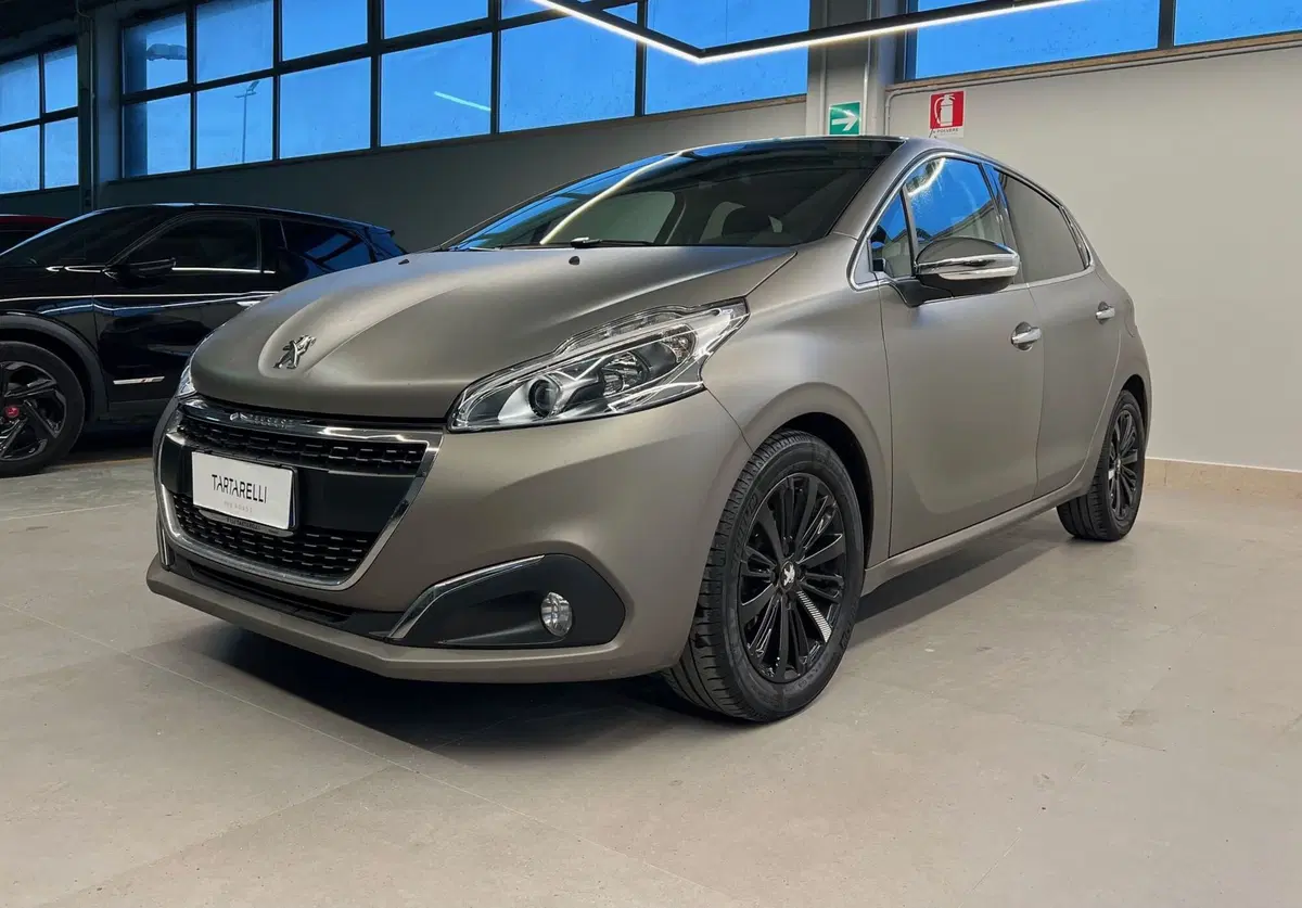 Peugeot 208 usata a Bari (3)