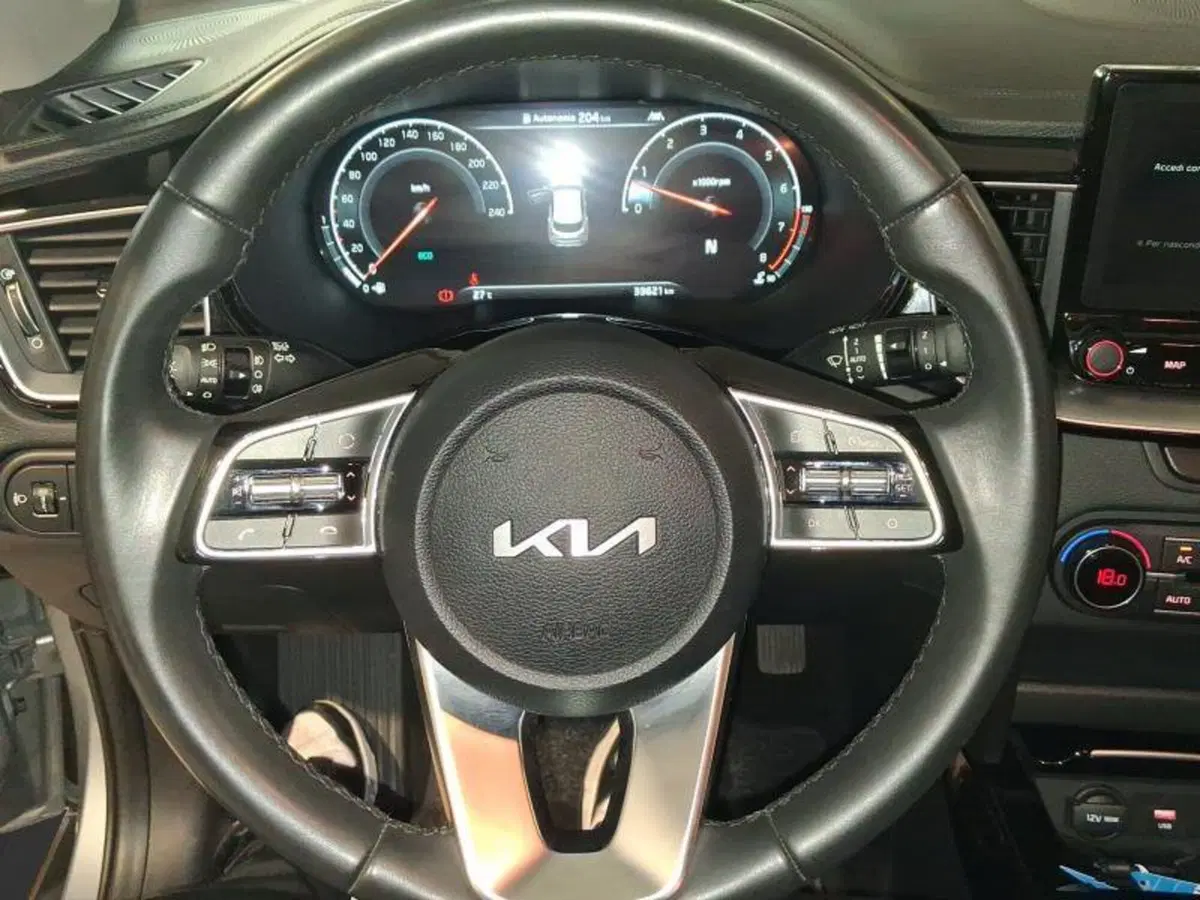 Kia XCeed usata a Genova (13)
