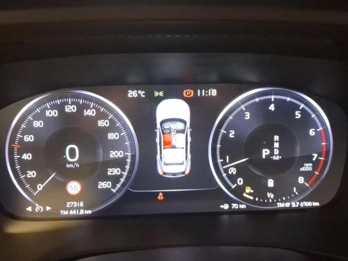 Volvo XC40 usata a Genova (13)
