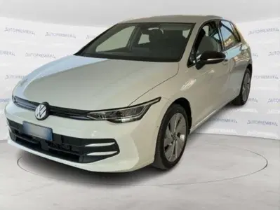 Volkswagen Golf 1.5 etsi 50 Years 115cv dsg del 2025 usata a Como
