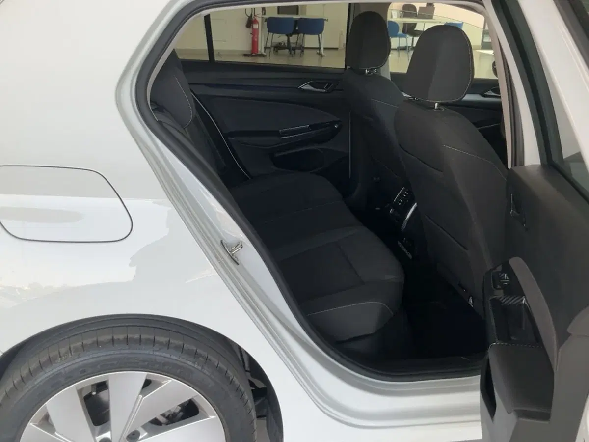 Volkswagen Golf usata a Como (11)