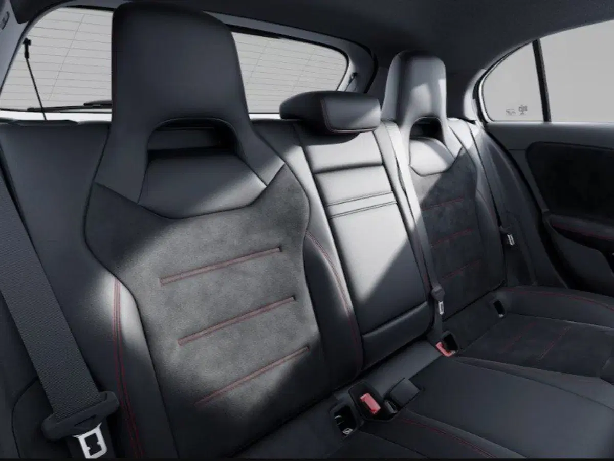 Mercedes-Benz Classe A nuova a Ancona (11)
