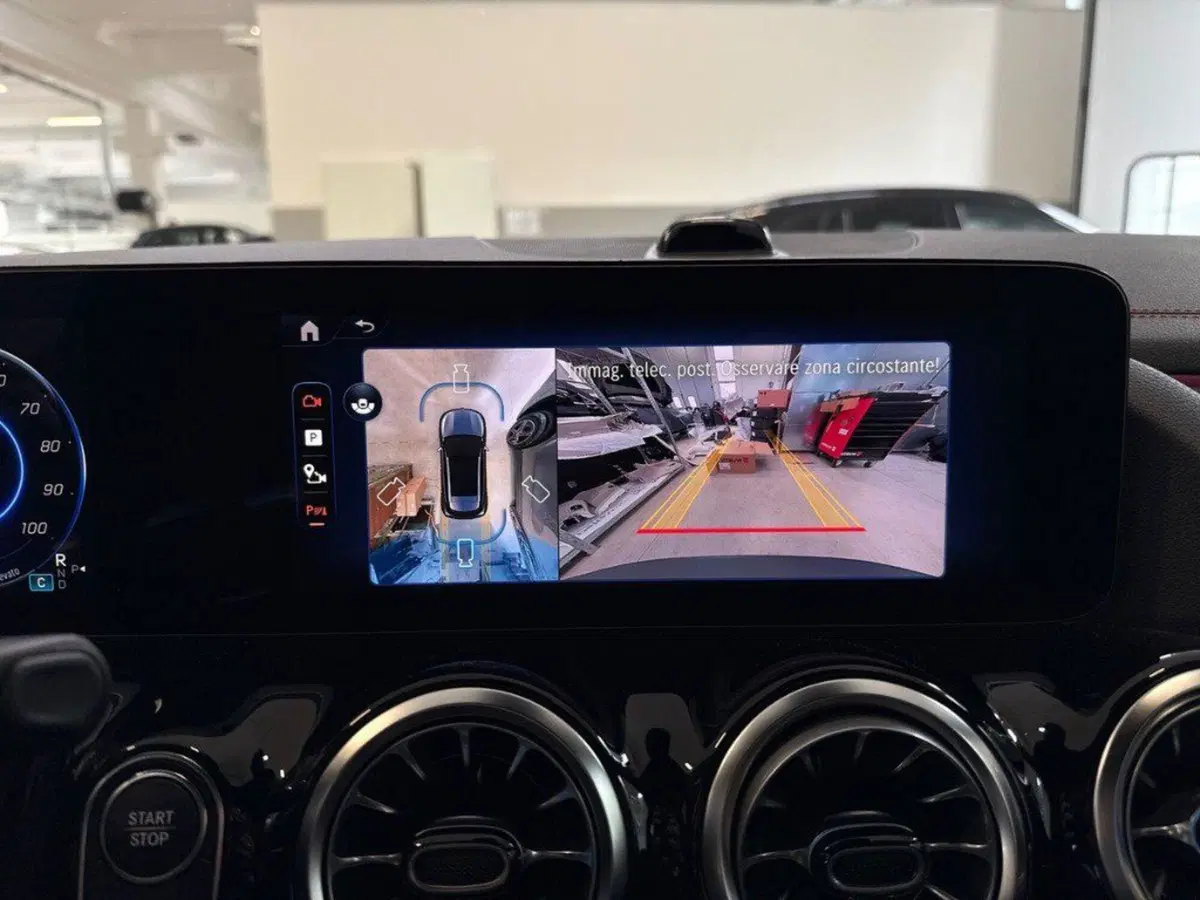 Mercedes-Benz EQA nuova a Ancona (19)