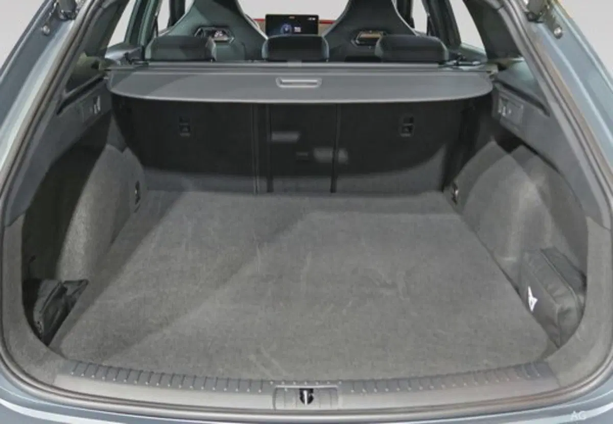 Cupra Leon Station Wagon nuova a Siena (12)