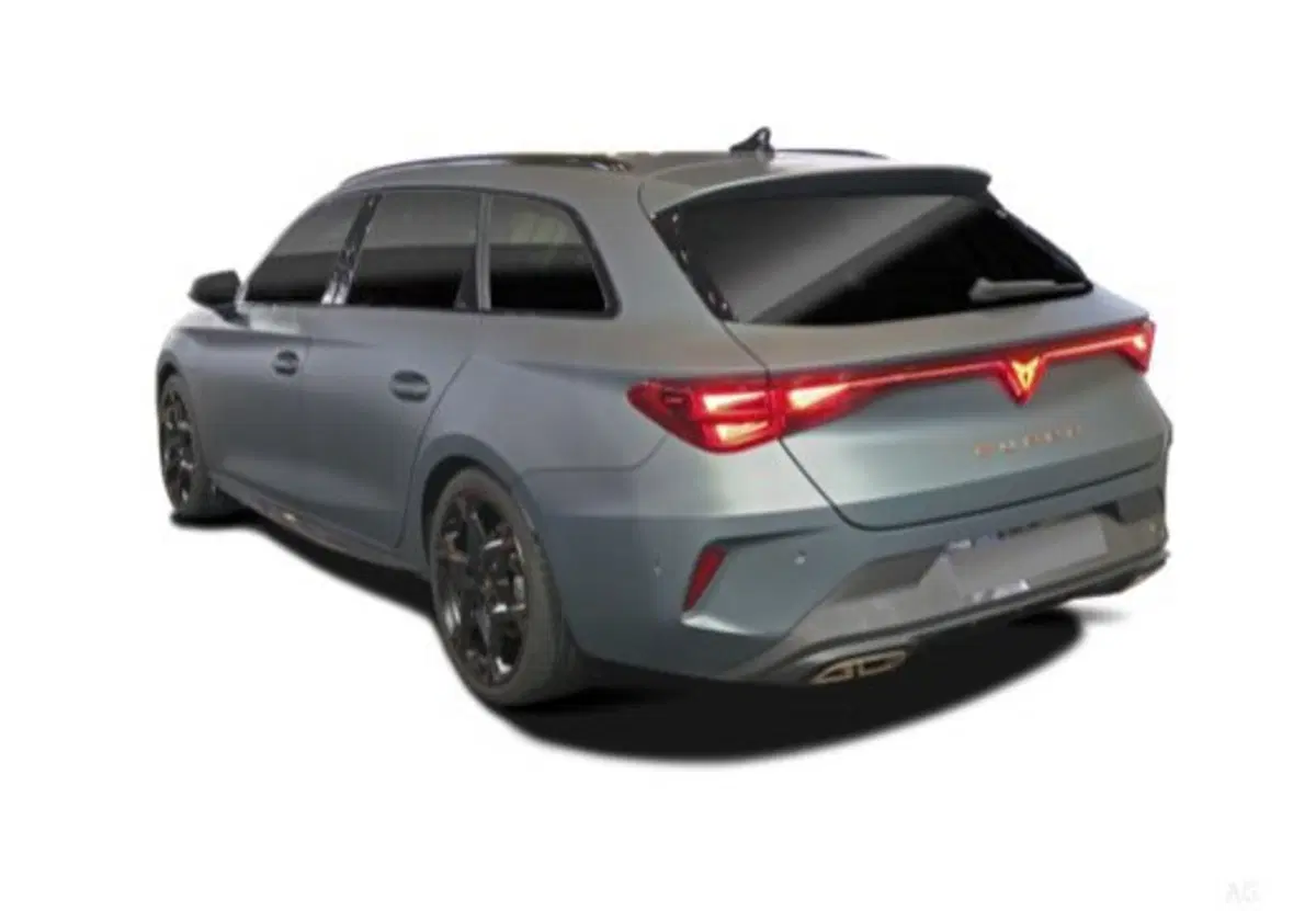 Cupra Leon Station Wagon nuova a Siena (4)