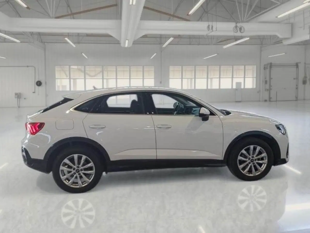 Audi Q3 Sportback usata a Ancona (4)