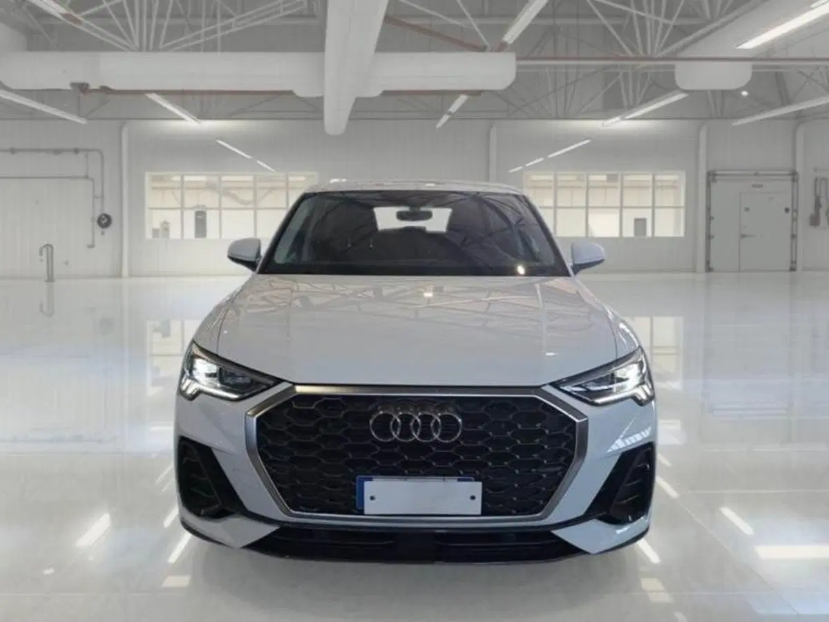 Audi Q3 Sportback usata a Ancona (5)