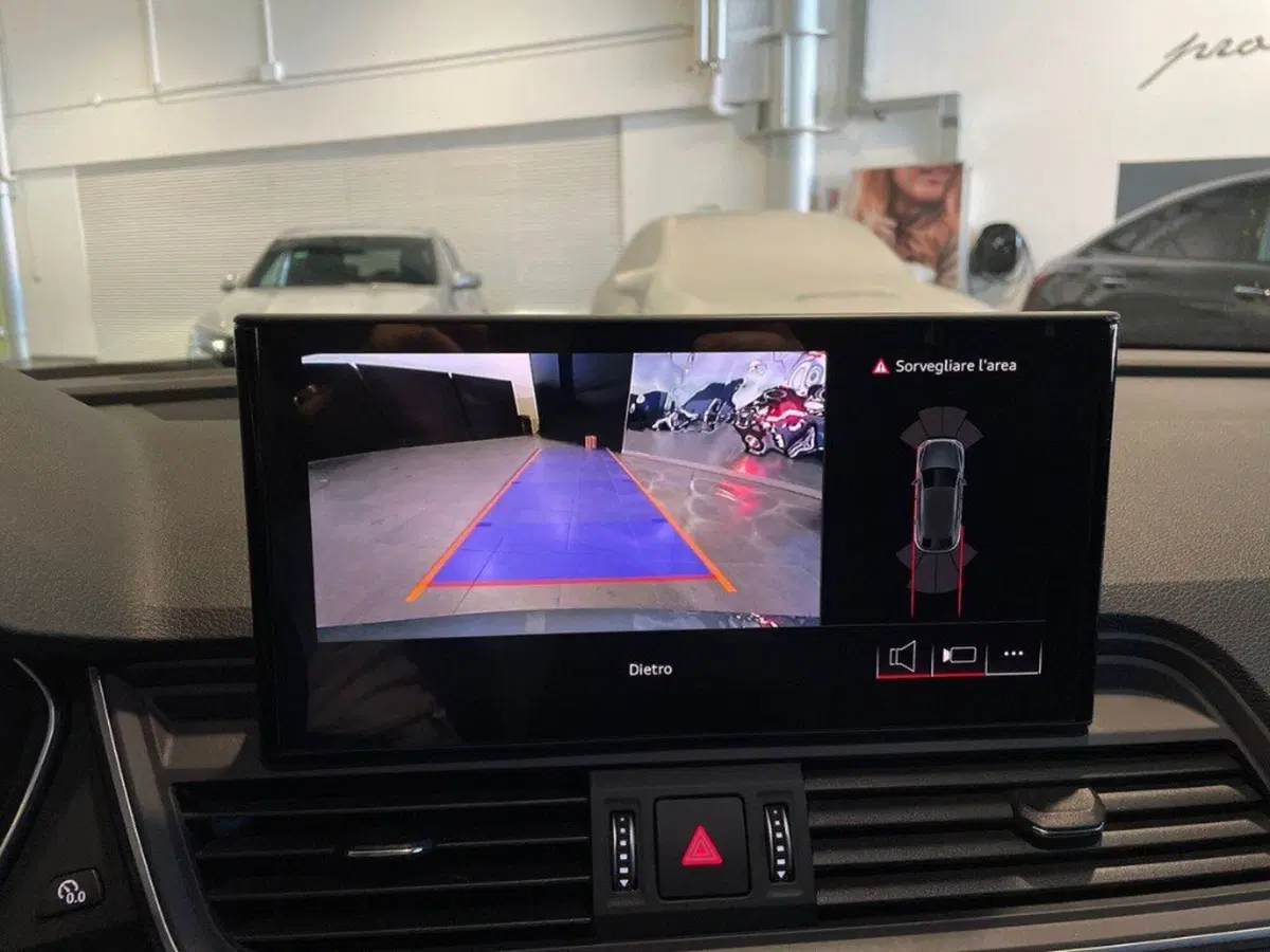 Audi Q5 Sportback usata a Macerata (18)